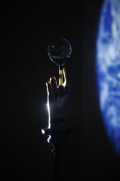 NOI SIAMO IL MESSAGGIO - a Video Art Artowrk by giulia roncucci